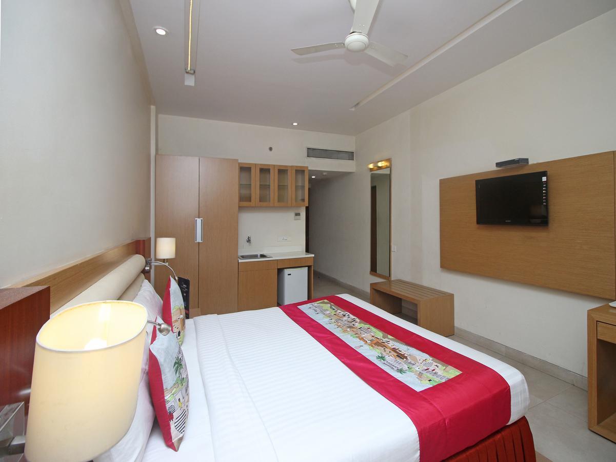 Hotel Mb International Palace Side Мисор Екстериор снимка