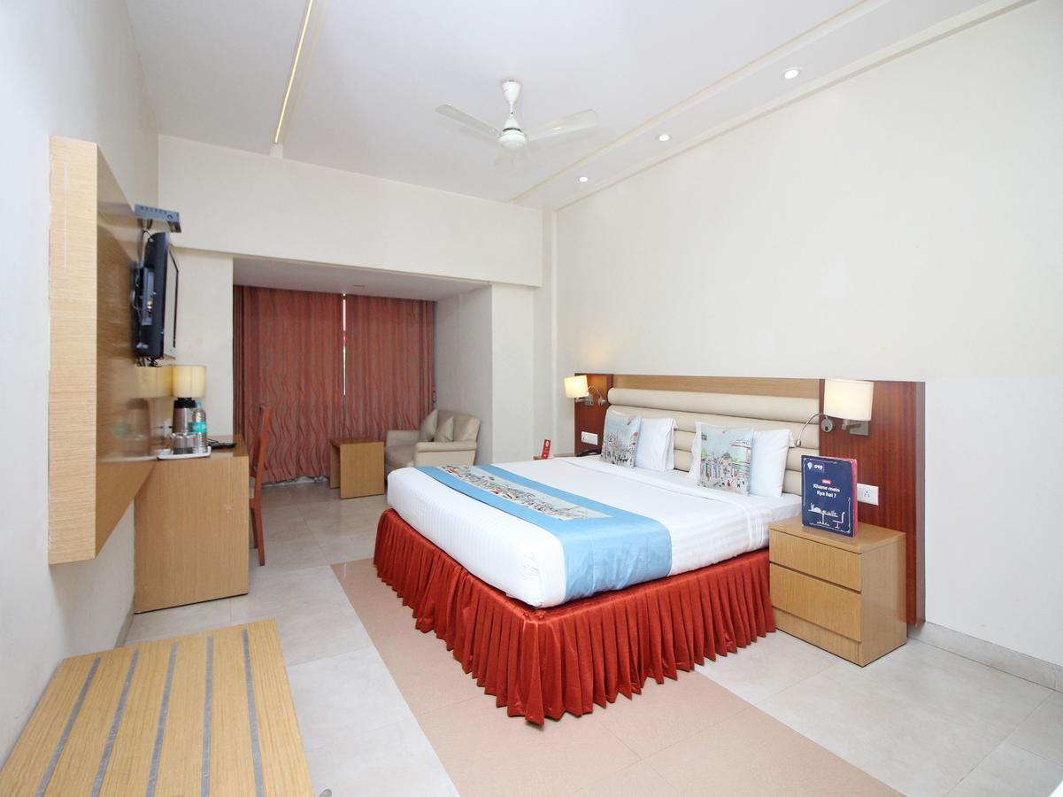 Hotel Mb International Palace Side Мисор Екстериор снимка