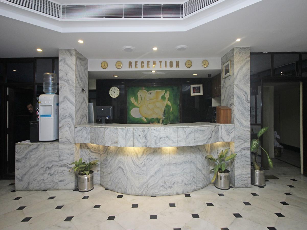 Hotel Mb International Palace Side Мисор Екстериор снимка