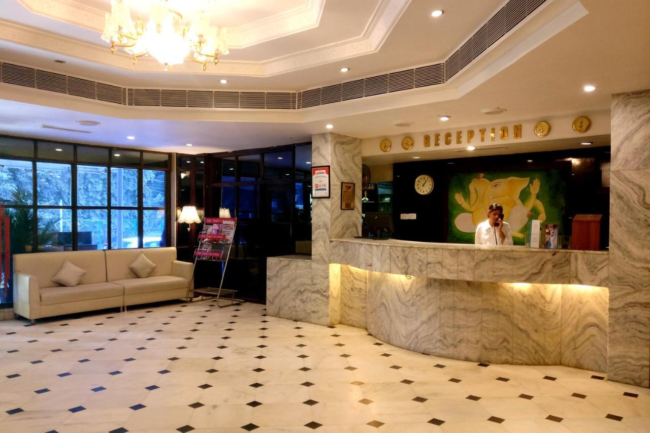 Hotel Mb International Palace Side Мисор Екстериор снимка